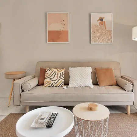 Apartment Coqueto Apartamento En El Corazon De Estilo Minimalista - Jacinto Benavente 16 4e *