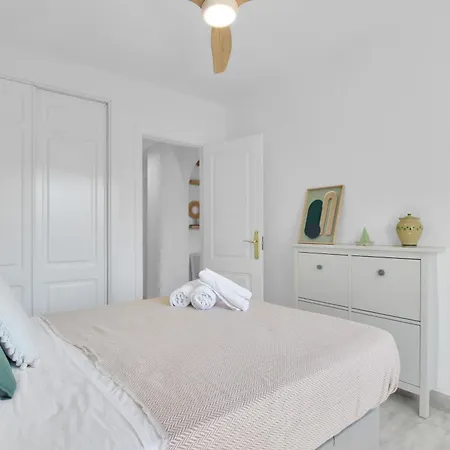 Coqueto Apartamento En El Corazon De Estilo Minimalista - Jacinto Benavente 16 4e